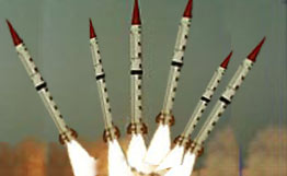 موسكو : غيتس فشل في إقناع الروس بـ"الدرع الصاروخي" ورئيس الأركان يهدد بضربها إذا نصبت