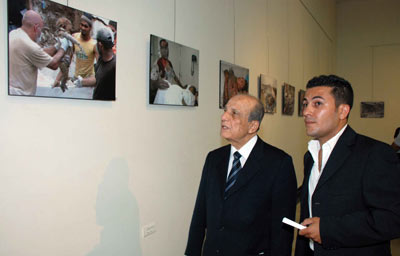 ذكرى تموز في ثلاثة معارض : تدوين الانتصار الذي يتسع حجمه كلما ابتعدنا عنه