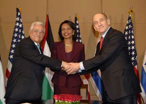 لقاءات عباس أولمرت تحاول إنقاذ الموقف