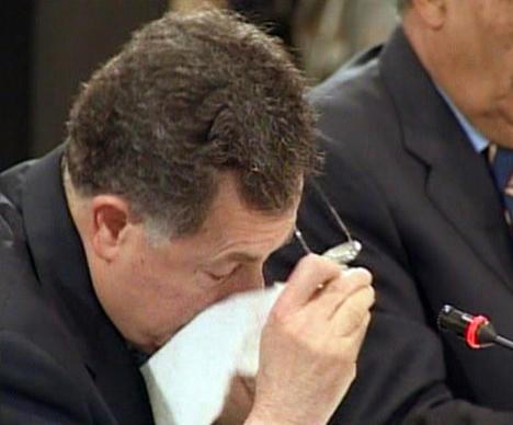 سعد الحريري وعده بالنيابة وجنبلاط نقل اليه دعماً أميركياً الى ما بعد الاستحقاق : السنيورة الخائف مما يخفيه له "المستقبل"