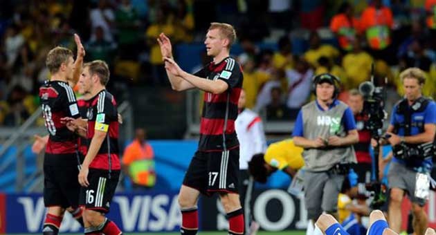 germany_3_12_630 لام يسعى للعودة الى الملاعب بعد العطلة الشتوية في المانيا