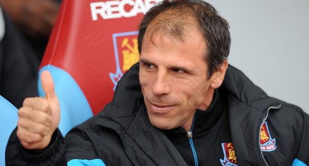 zola_630 كالياري يقيل مدربه بسبب سؤ النتائج