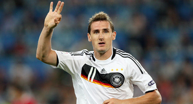 klose_23_5_630 كلوزه جاهز لتحطيم الرقم القياسي في عدد الاهداف