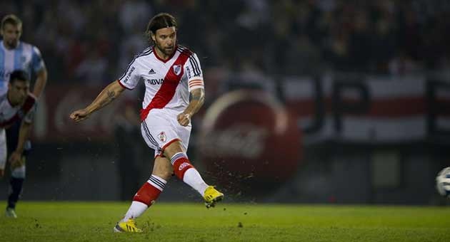riverplate_5_5_630 الدوري الارجنتيني : ريفر بلايت عاد الصدارة