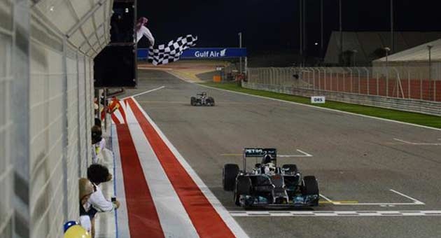 lewishamilton_6_4_630 فورمولا - 1 : لويس هاميلتون اضاء سباق البحرين