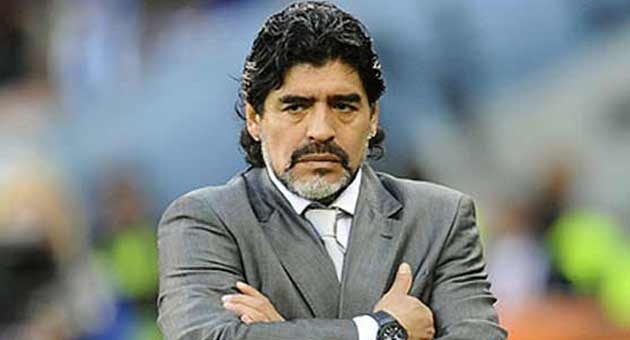 maradona_25_7__630 مارادونا يرشح مينوتي لخلافة سابيلا