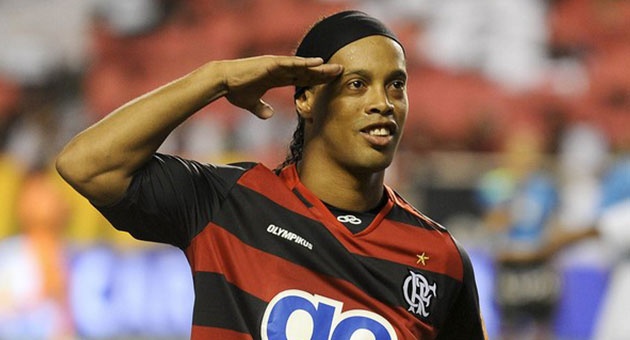 ronaldinio29_7_630 رونالدينيو يفسخ عقده مع اتلتيكو مينيرو
