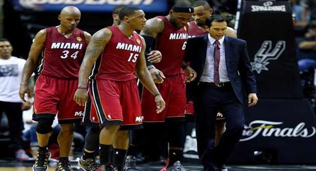 NBA : ظروف استثنائية تمنح سبيرز التقدم NBA : سان انطونيو سبيرز يتقدم ميامي في اولى المباريات