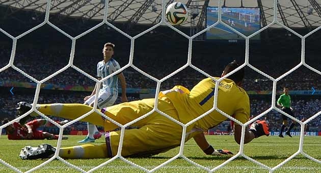 messi_22_6_3_630 هدف ميسي الحاسم يحقق ارقاما خيالية على تويتر
