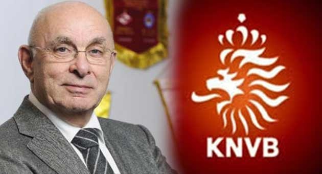 michaelvanpraag_10_6_630 رئيس الاتحاد الهولندي لكرة القدم يطالب برحيل بلاتر