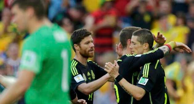spain_23_6_5_630 اسبانيا تودع المونديال بثلاثية في المرمى الاسترالي