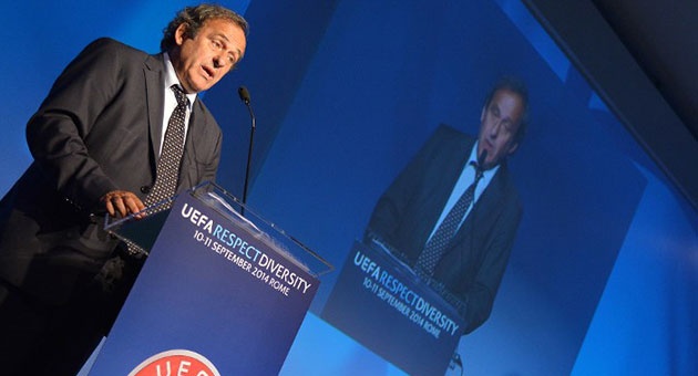 platini_10_9_630 بلاتيني ينتقد تهاون الفيفا في التعامل مع حوادث التمييز