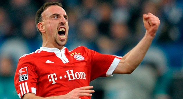 ribery_7_9_630 بلاتيني يذكر ريبيري بامكانية ايقافه