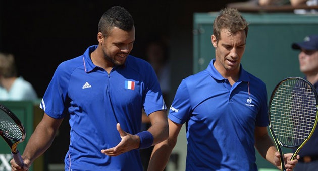 tsonga_13_9_630 فرنسا الى نهائي كأس ديفيس لكرة المضرب