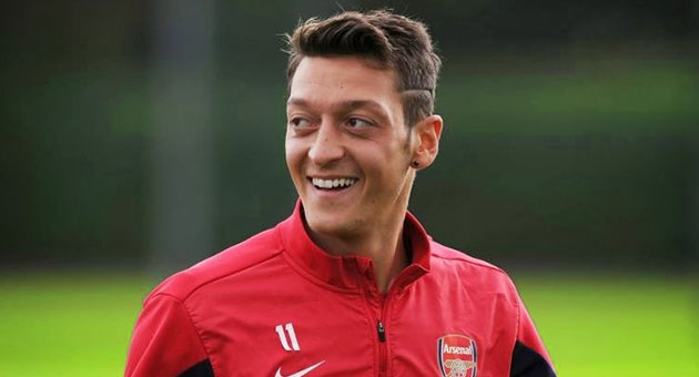 ozil_8_10_2_630 اوزيل يغيب عن الملاعب لفترة تتراوح بين 10 و12 أسبوعاً