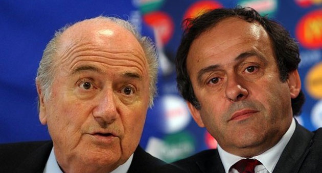 platini_15_10_630 بلاتر وبلاتيني يدينان احداث الشغب في لقاء صربيا والبانيا