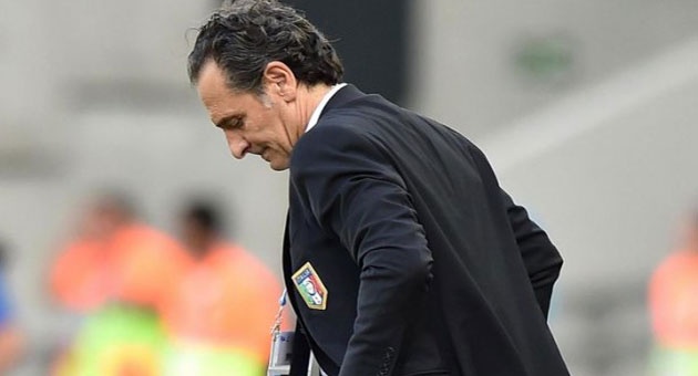 prandelli_27_11_630 غلطة سراي اقال مدربه الايطالي برانديلي