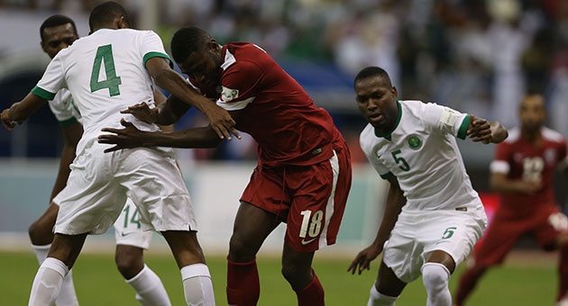 qatar_13_11_4_630 بالصور : تعادل السعودية وقطر في افتتاح كأس الخليج