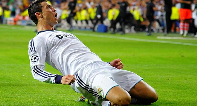 ronaldo_27_11_630 قمة نارية بين برشلونة ومضيفه فالنسيا يوم الاحد في اسبانيا