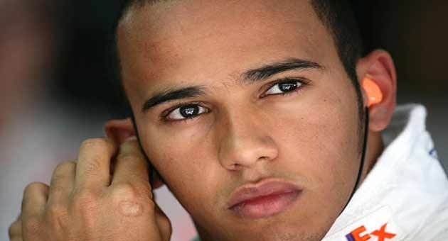 lewishamilton29_3_630 جائزة ماليزيا الكبرى : لويس هاميلتون اول المنطلقين