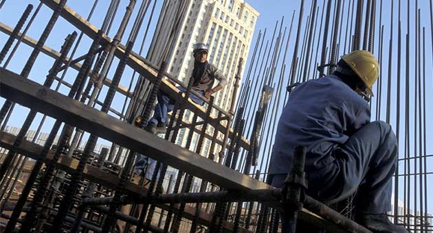 وفاة اكثر من 450 عامل هندي في قطر بين  2012 و2013