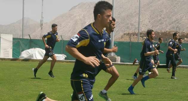 safa_17_3_2_630 بالصور : تمارين الصفاء في مسقط استعداداً لمباراة السويق
