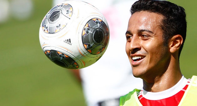 bayer_27_630 بايرن ميونيخ مدد عقد ألكانتارا حتى عام 2019