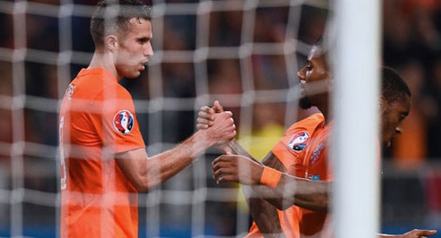 robinvanpersie_7_9__630_01 هولندا تواجه خطر عدم التأهل الى نهائيات امم اوروبا