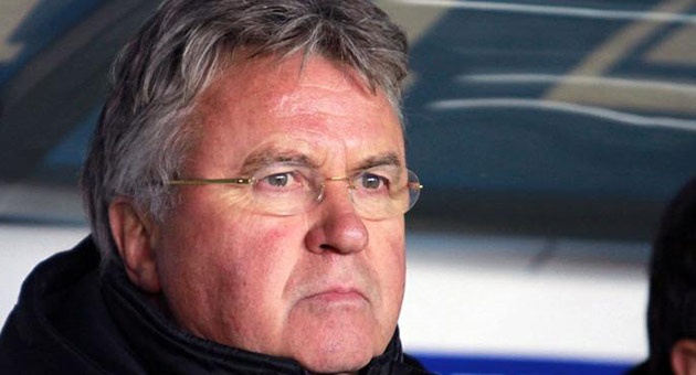 chelsea_19_12_630 غوس هيدينك عاد ستامفورد بريدج مدرباً