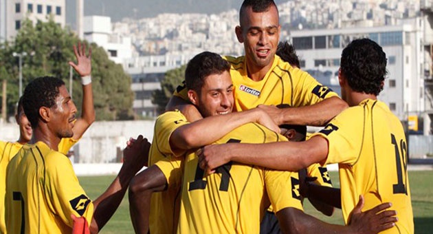 ahed2_4_630 مواجهة نارية بين العهد والصفاء في بطولة لبنان لكرة القدم