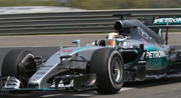 f1_10_1_630 هاميلتون الاسرع في جولتي التجارب الحرة في الصين