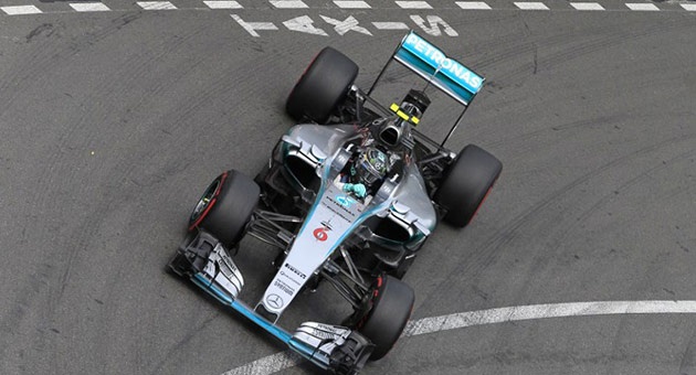 f1_23_5_630 هاميلتون اول المنطلقين في سباق موناكو