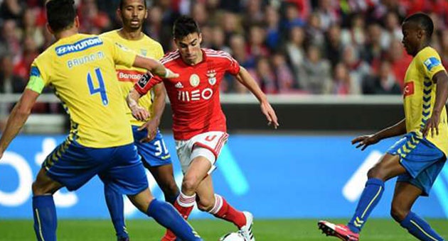 benfica_630 بنفيكا يتخطى استوريل 6-0 في الدوري البرتغالي