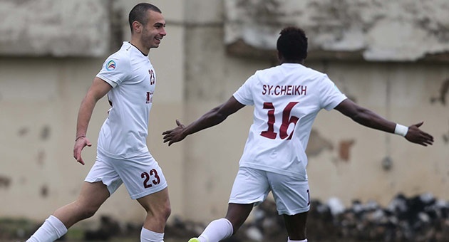 nejmeh_15_2_630 النجمة يُلحق بالاخاء الاهلي عاليه خسارته الاولى في بحمدون