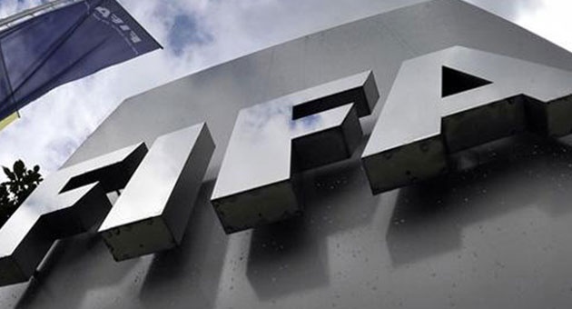 fifa_11_630 الفيفا يؤكد ان النيابة العامة لم تقم بتفتيش مكاتبه
