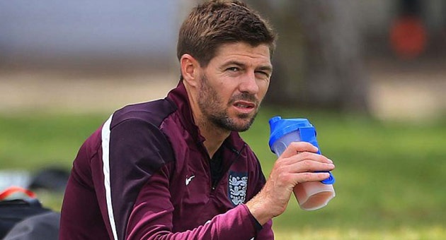 stevengerrard_30_6_630 لوس انجليس غالاكسي يقدم جيرارد رسمياً يوم السبت