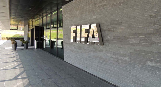 fifa_10_7_630 احد الموقوفين السبعة من فيفا يوافق على تسليمه الى الولايات المتحدة