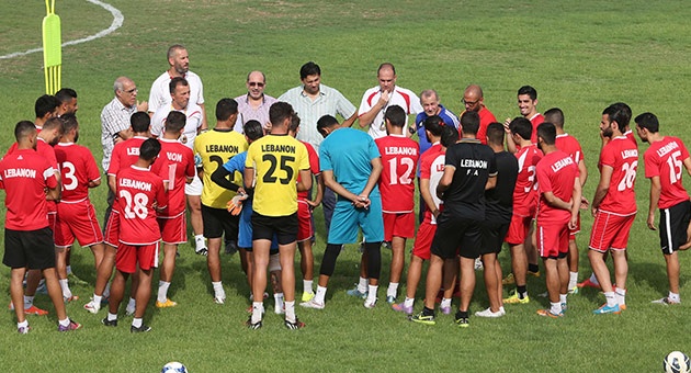 leb_3_8_7_630 بالصور :منتخب لبنان يعاود تدريباته استعداداً لمواجهة كوريا