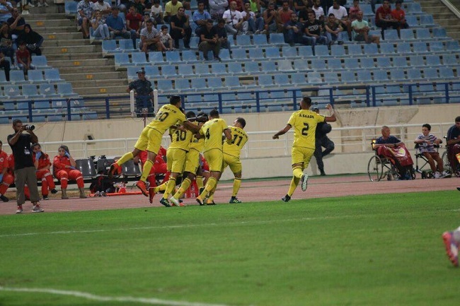 افتتاح الدوري بمباراة قمة.. تعادل العهد والنجمة 2-2