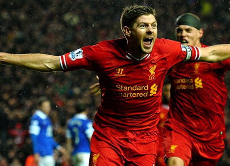 ستيفن جيراد لاعب ليفربول صدارة أرسنال مهددة