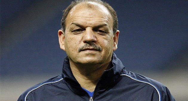 عدنان حمد مدرباً لبني ياس الاماراتي عدنان حمد مدرباً لبني ياس