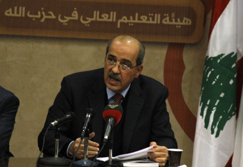 ندوة حول كتاب رئيس الجامعة اللبنانية عدنان السيد حسين