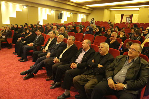 (الصداقة الفلسطينية الإيرانية) تكرّم أمهات الشهداء
