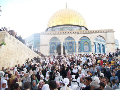 خاص الانتقاد.نت: تقرير مصور عن صلاة الجمعة في يوم القدس العالمي في المسجد الاقصى