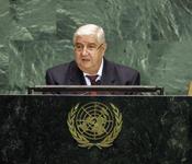 الوزير المعلم: سورية مرتاحة لأن أوضاع لبنان تأخذ طريقها إلى الحل