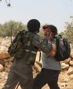 إصابة أربعة فلسطينيين في مسيرة نعلين الاسبوعية ضد الجدار