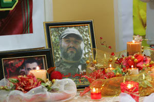 11/11 يوم الشهيد: احتفال في الجامعة اللبنانية الدولية وتكريم لوالدة الشهيد القائد الحاج عماد مغنية ـ مصور