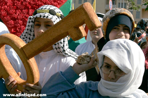 خاص الانتقاد.نت:أطفال لرفع الحصار عن غزة ـ مصور