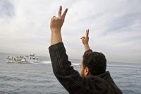 سفينة "الكرامة" القطرية تصل  ميناء غزة محملة بمساعدات إنسانية