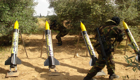 فصائل المقاومة تقصف مواقع إسرائيلية بالصواريخ 